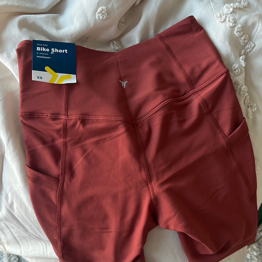 Old Navy Women's Terracotta Bike Shorts